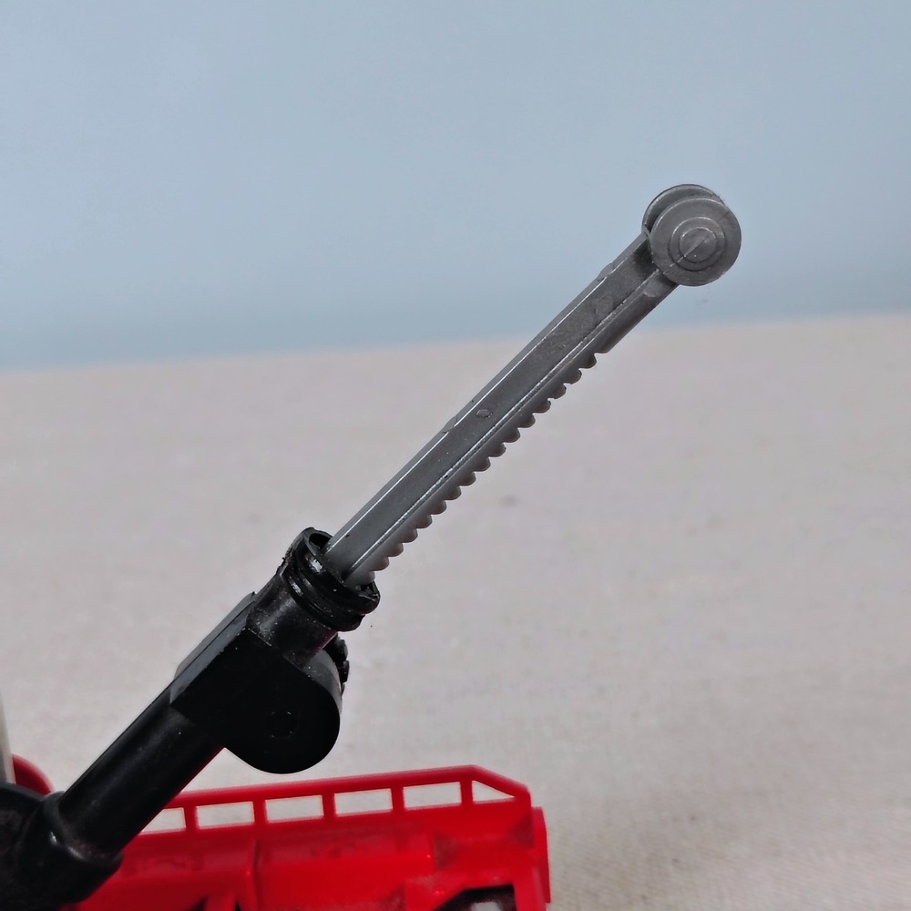 Majorette Kenworth Tow Truck Red 1/47 Scale Express Heavy Wrecker Made in France - Picture 4 of 15
